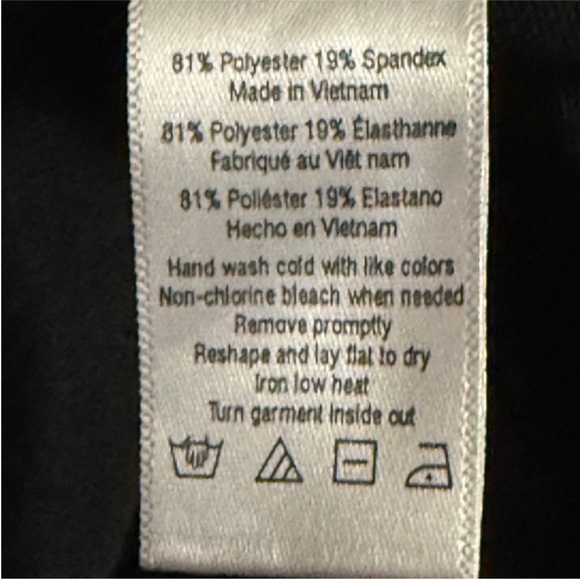 Lululemon Athletica Men's Black Half Zip Sweater - Picture 11 of 12